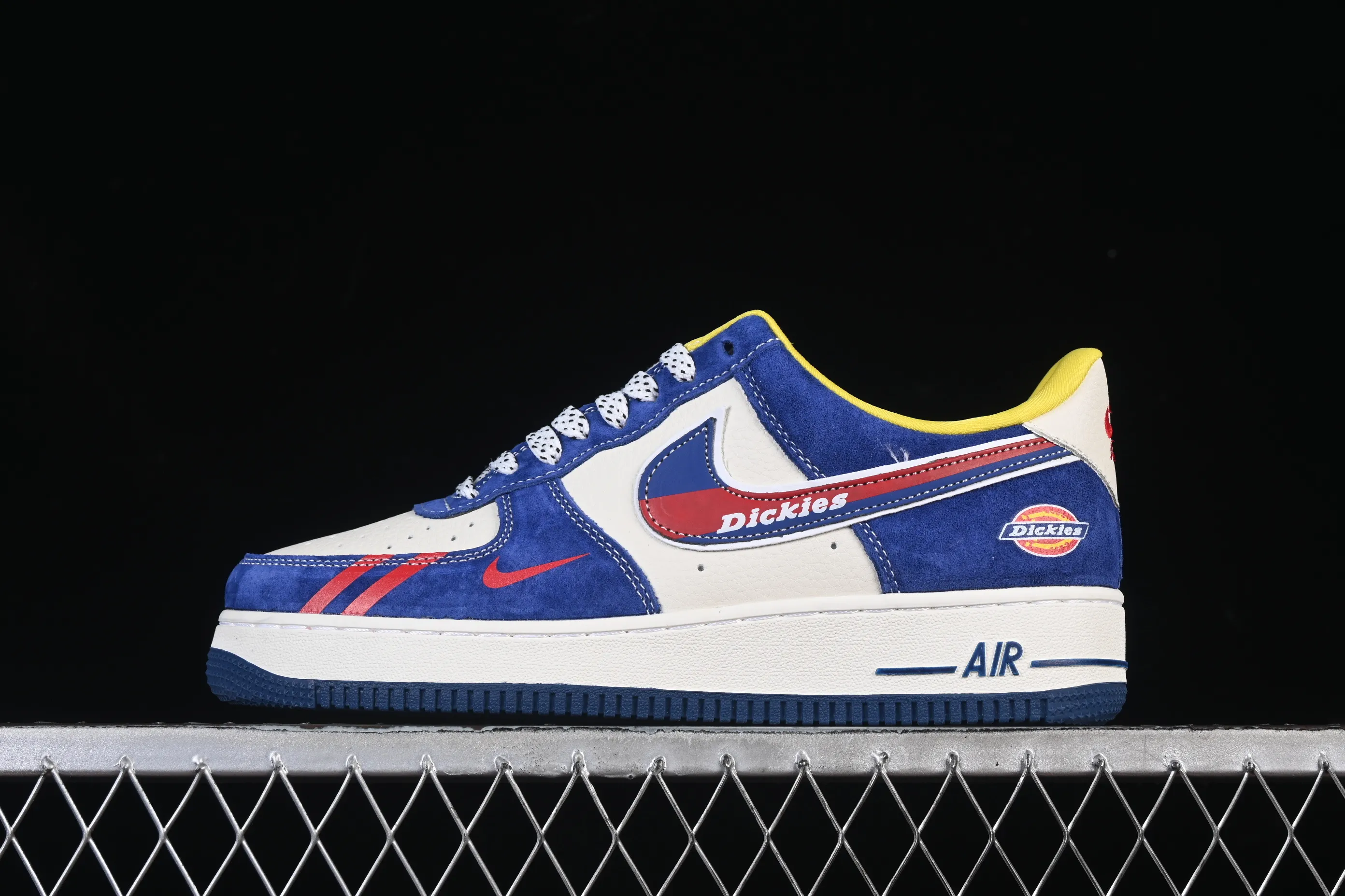 All Categories Nk Air Force 1 Air Force Series Nk Air Force 1 Low Air Force Low Nike Air Force 1'07 Low Dickies Joint White Blue Pig Eight Air Force One Low Casual Shoes SY1388-006